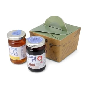 Lin's Farm "From the Heart" Gift Box