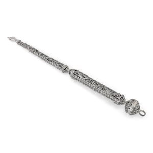 Shoham Yemenite Art Long and Elegant Sterling Silver Filigree Torah Pointer