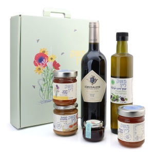 Lin's Farm Israeli Oleander Gift Box with Wine