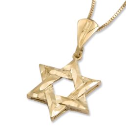 15 Beautiful and Meaningful Jewish Jewelry Pieces for Kids