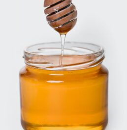 Everything You Need To Know About Israeli Honey